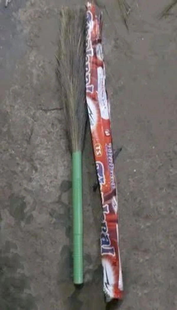 Thakral Soft Grass Floor Broom / Jharu  - 1pc