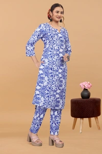 Arihant Creations Women's Cotton Digital Printed Co-Ord Set - Stylish, Breathable & Ready-to-Wear - Large (L), Large (L)