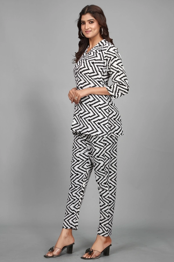 Arihant Creations Women's Rayon Printed Co-Ord Set - Stylish & Comfortable - Extra Large (XL), Extra Large (XL)