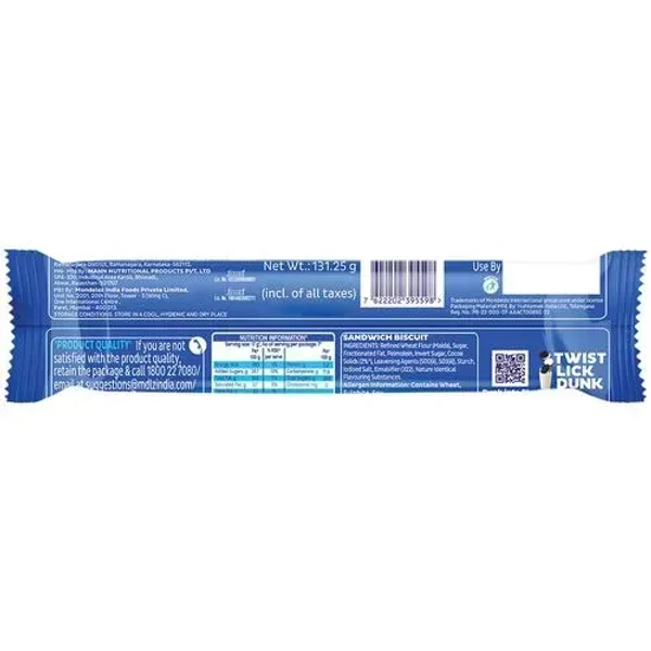 Cadbury Oreo Vanilla Flavour Creme Sandwich Biscuit, 131.25 g - 131.25 Gm