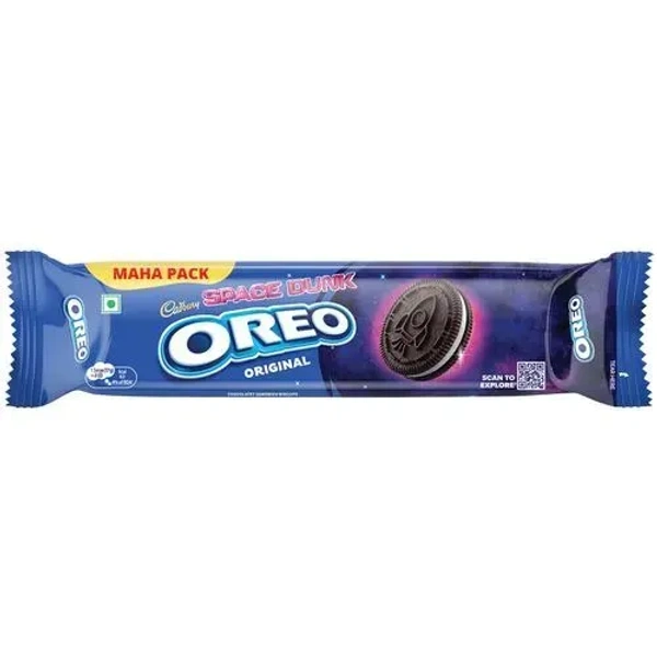 Cadbury Oreo Vanilla Flavour Creme Sandwich Biscuit, 131.25 g - 131.25 Gm
