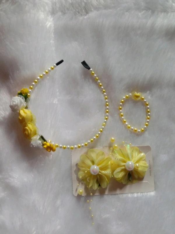 Kids Accessories  - Yellow, Free