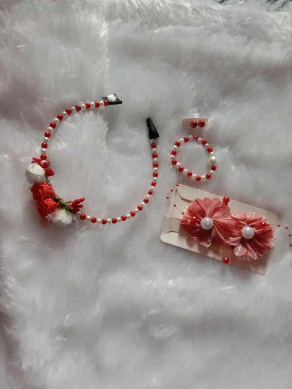 Kids Accessories  - Red, Free