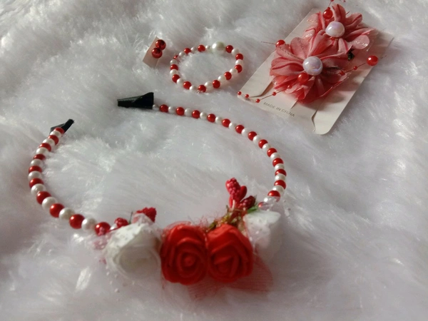 Kids Accessories  - Red, Free