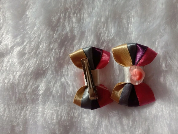 Kids Bow  - Pink Swan, Small