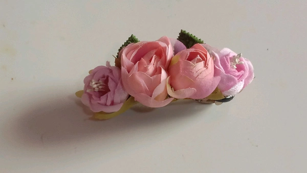 Center Clip  - Pink