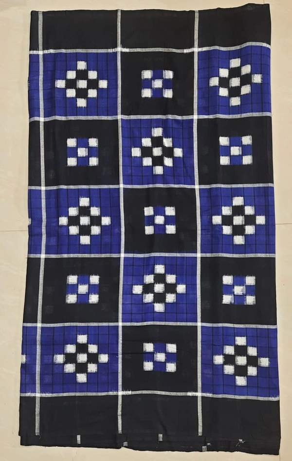 100575 Sambalpuri Fabric Than Kapada - 2 Meter