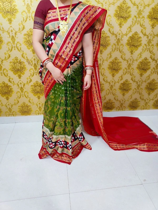 100987 Sambalpuri Handloom Saree