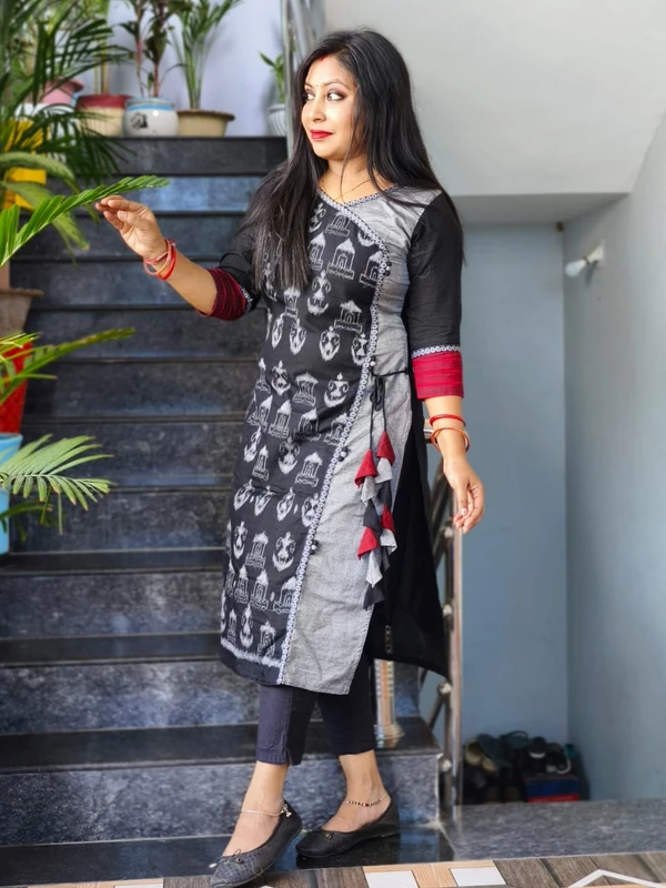 101062 Sambalpuri Handloom Cotton Kurti  - 32 Chest