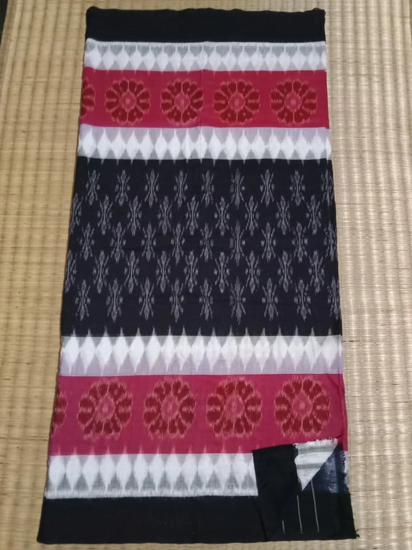 101421 Sambalpuri Handloom Saree With Blouse 