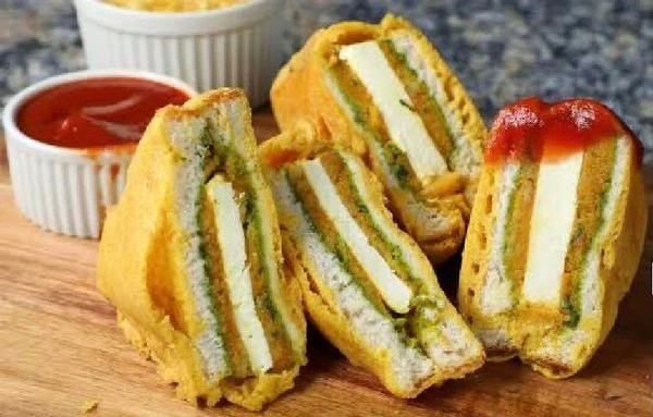 Paneer Bread Pakora 
