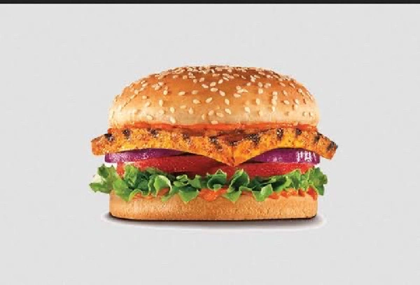 BBQ Paneer Burger 