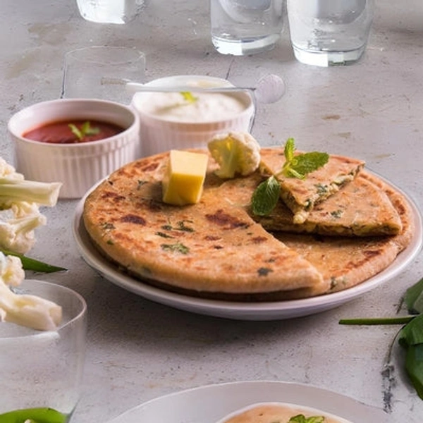 Mix Paratha - Half Plate ( एक पीस पराठा )