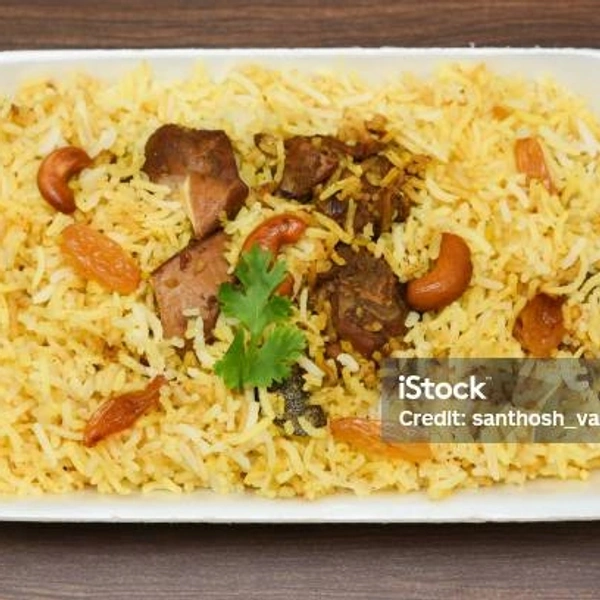 चिकन पुलाव  - हाफ प्लेट