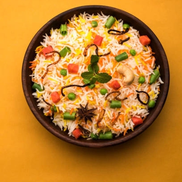 वेज बिरियानी - हाफ प्लेट