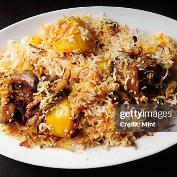 मटन बिरयानी - हाफ प्लेट