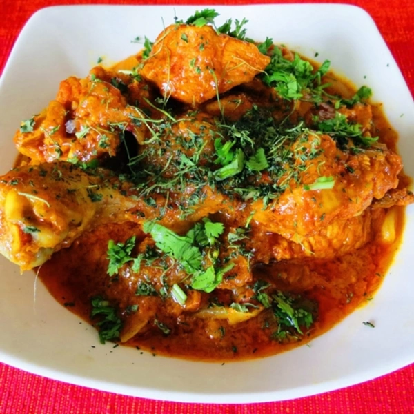 चिकन दो प्याजा - Family Restaurant, Half Plate