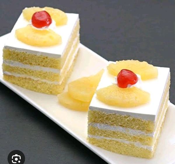 पाइनएप्पल पेस्ट्री - Rama Sweets, One Piece