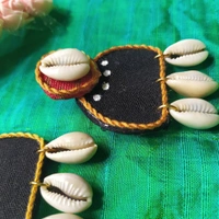 Painted Cowrie Stud