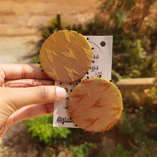 Gold Circle 