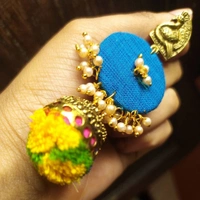 Pompom Peacock