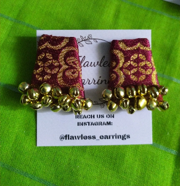 Maroon gold ghungroo