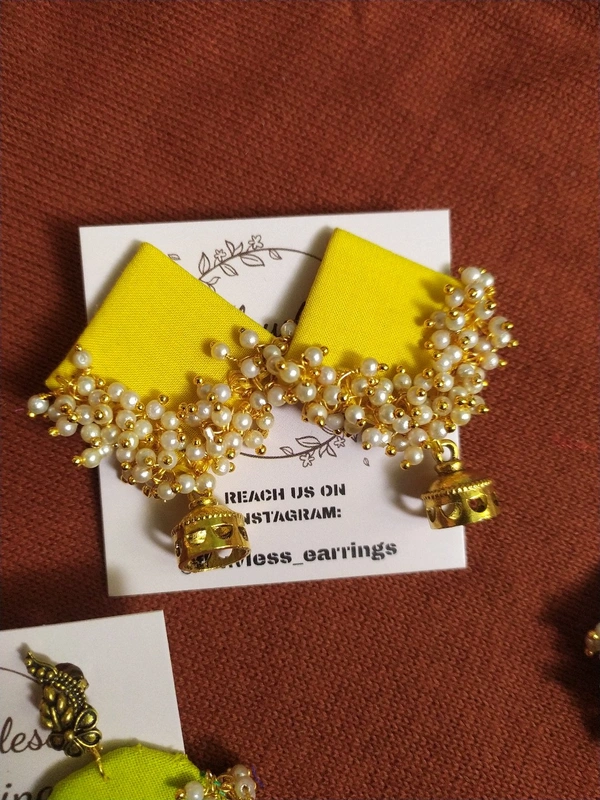 Yellow Pearl Square