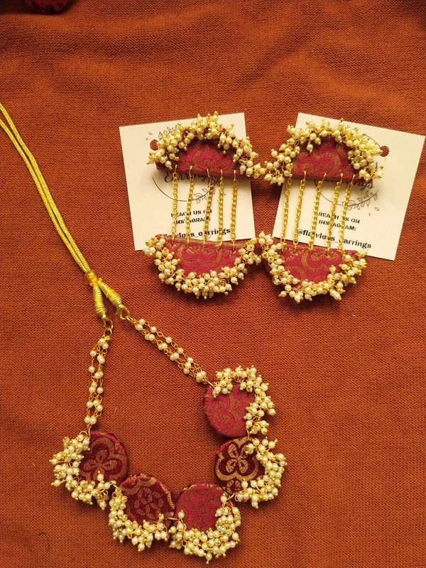 Maroon Drop Choker