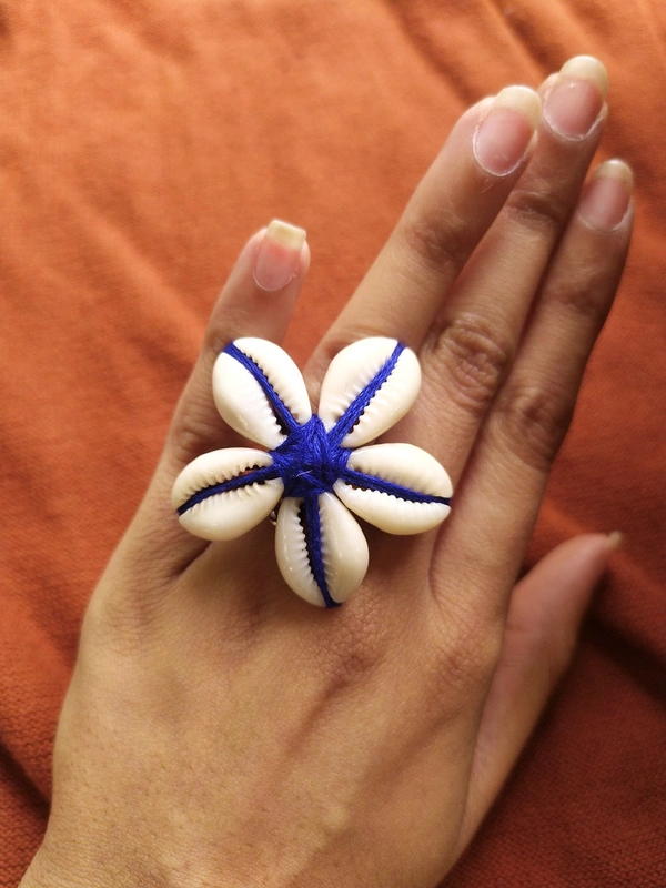 Dark Blue Finger Ring