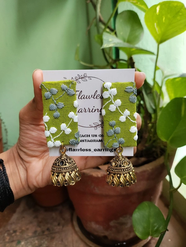 Green Leafs Jumka