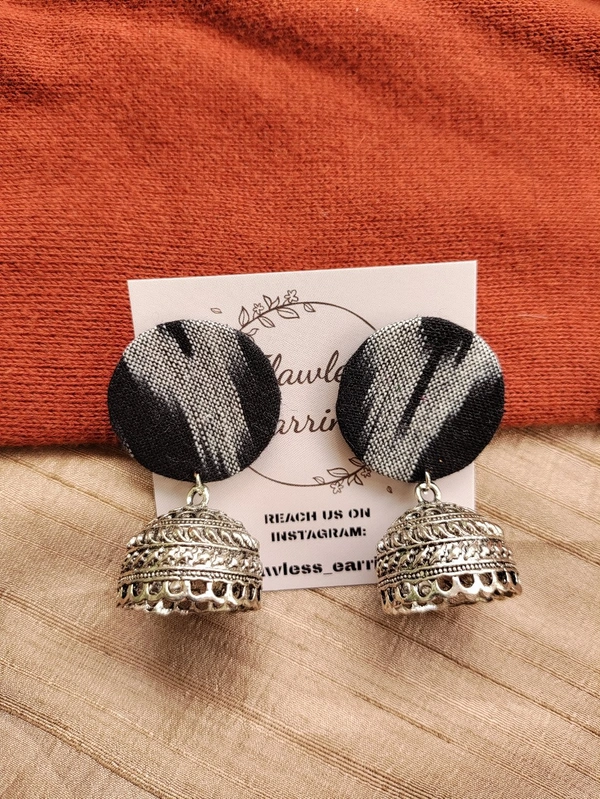 Black Ikkat Round Jumka