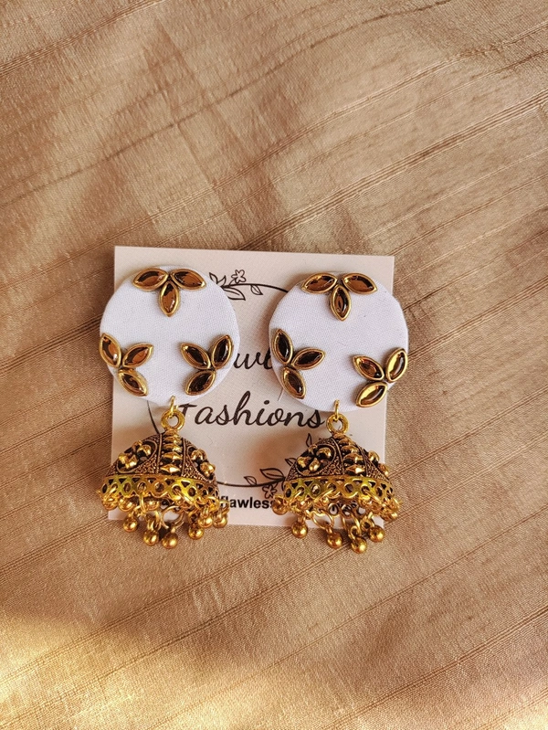 Kundan Jumkas - White