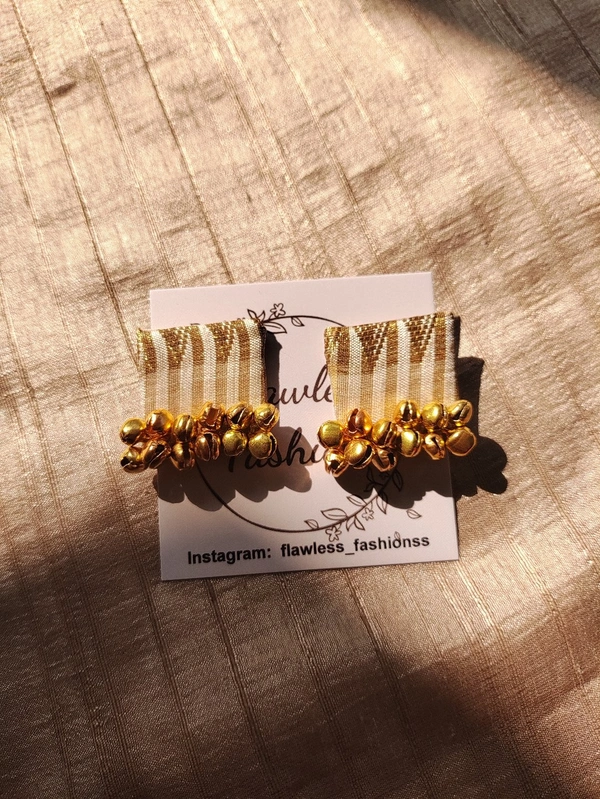 Gold Stripes Gejje