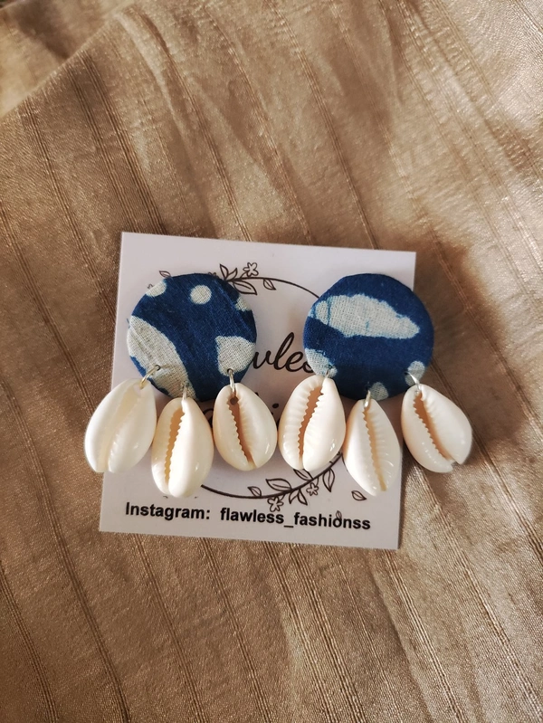 Indigo Cowries