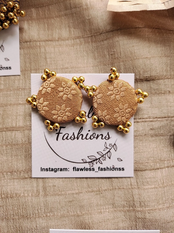 Gold Stud 
