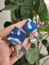Indigo Pentagon
