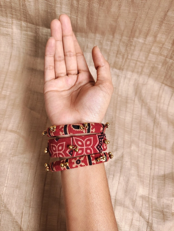 Maroon Print Bangle Set - 2.10