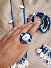 Indigo Cowrie  Set - 2.6