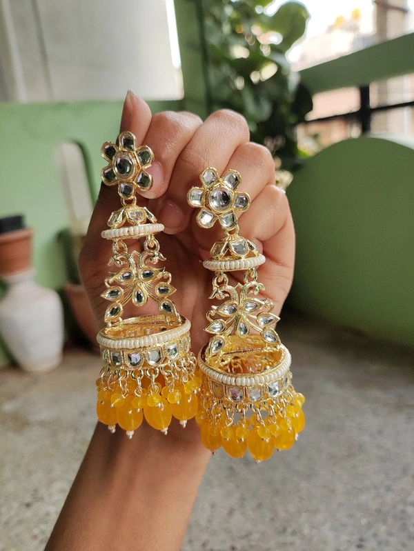 Indira Earrings - Gold