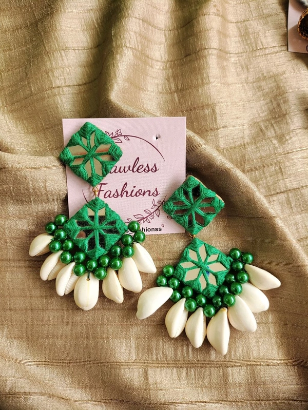 Green Mirror Cowrie