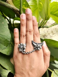 Double Finger Ring