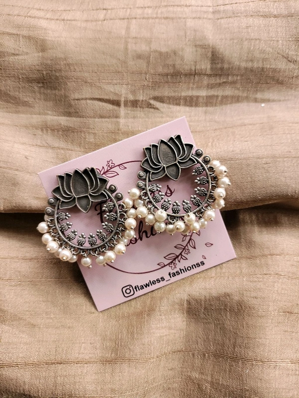 Lotus Pearls 