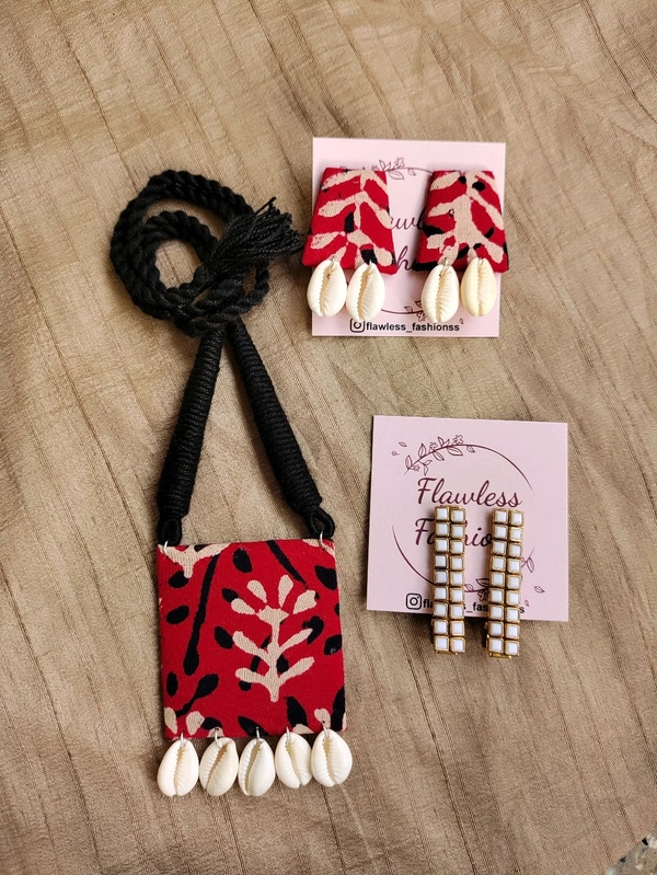 Cowries Neckpiece Combo - Red
