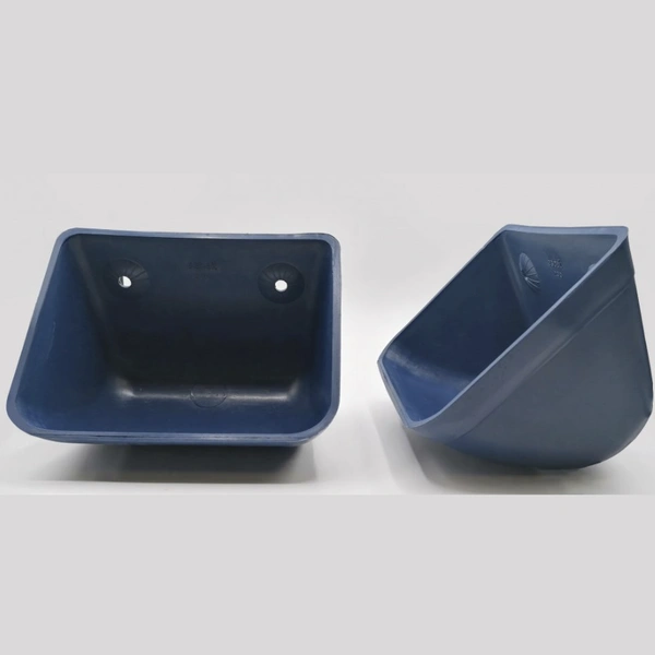 Shovel Type Plastic Bucket - 10"