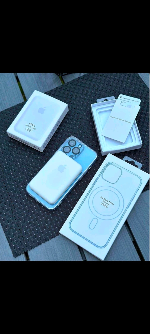 Magsafe 5000 MAH Good Quality And Trending  - White