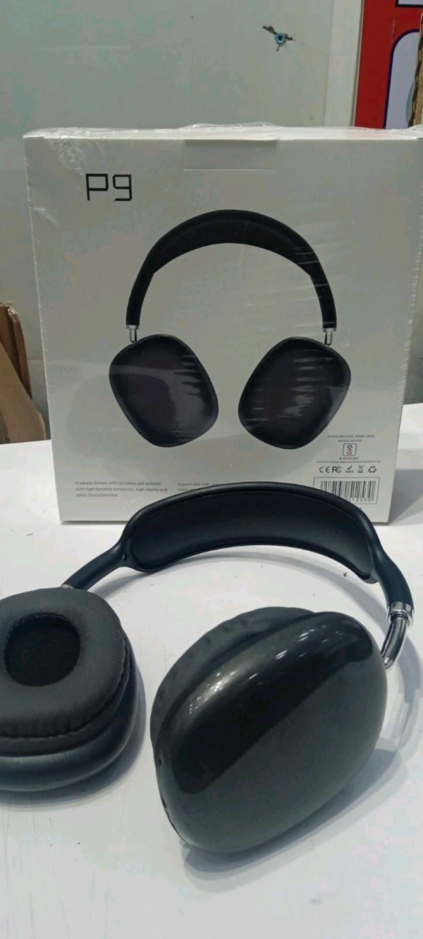 PO HEADPHONE  GOOD QULITY  - Black