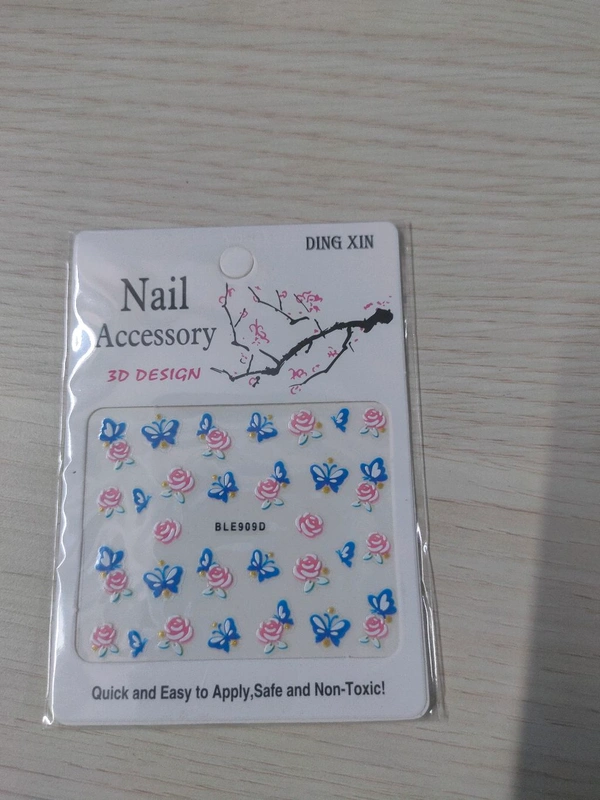 Nail Accesories 3d Design (1peice) Random Design Will Be Given  - Regular