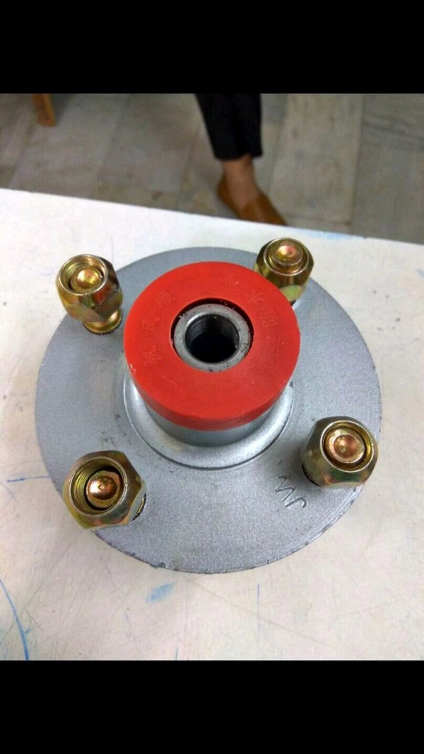 Front Hub 15mm 