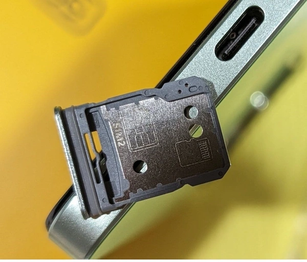 For Realme P1 5G OEM SIM Card + SIM Card + SD Memroy Tray Outer Holder (Silver Gray)