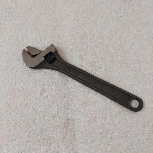 Adjustable Spanner Of 10" (Make:Eastman/Taparia)